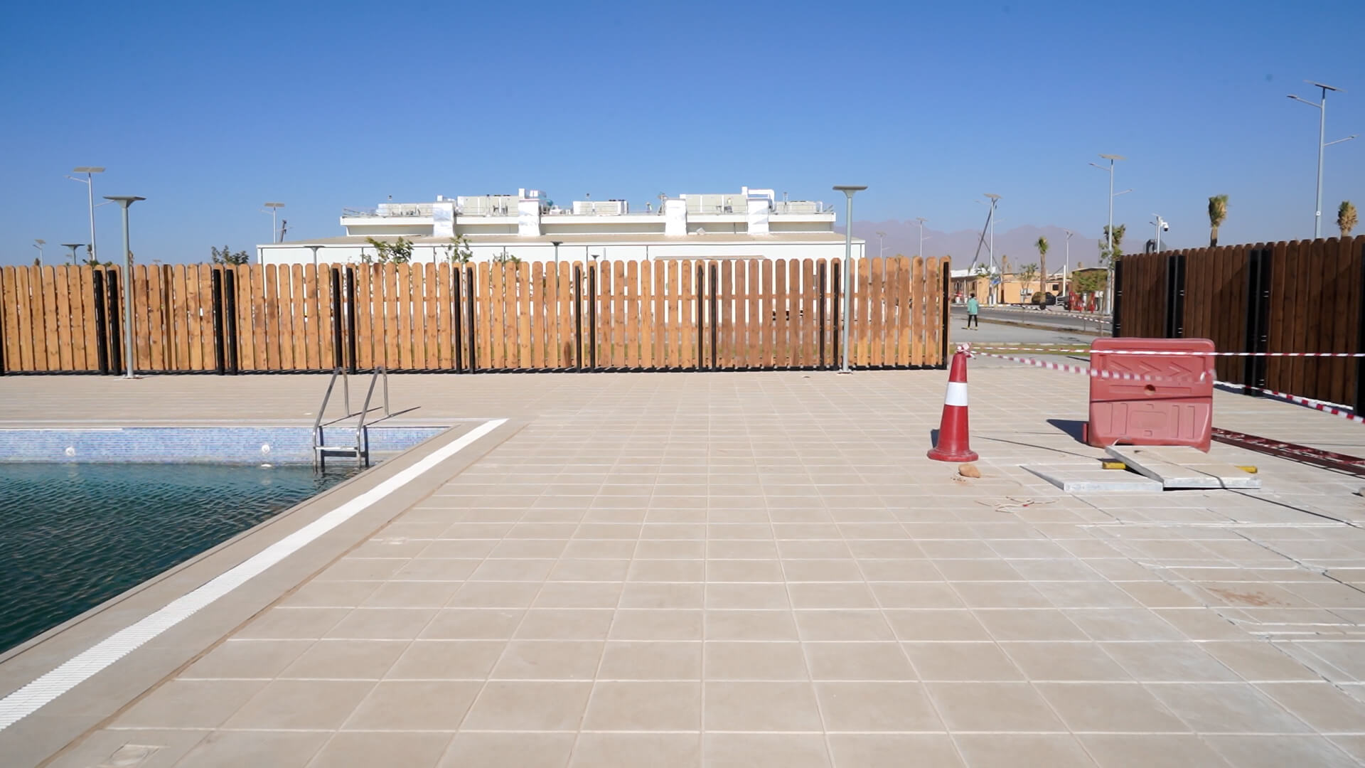 فيلم تبوك.00 17 47 37.Still147